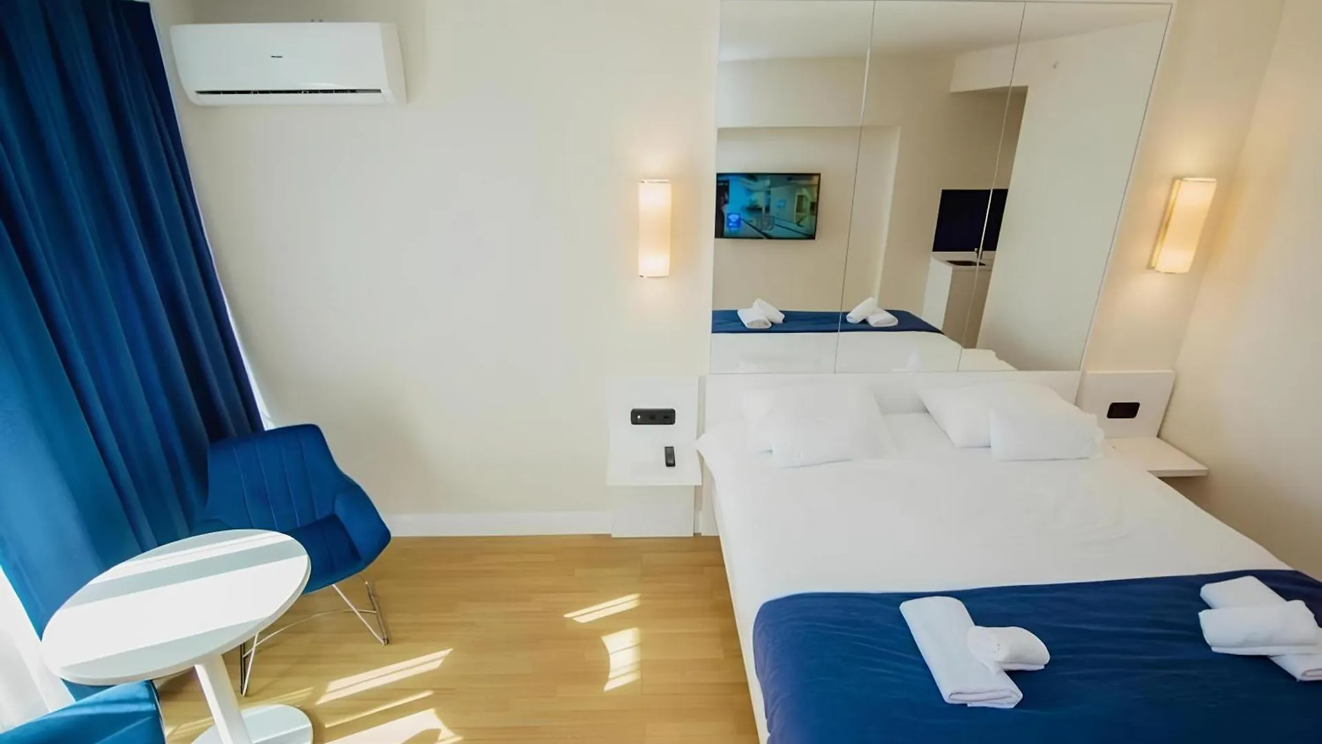Apartment Sea Side In City Center Batumi Georgia