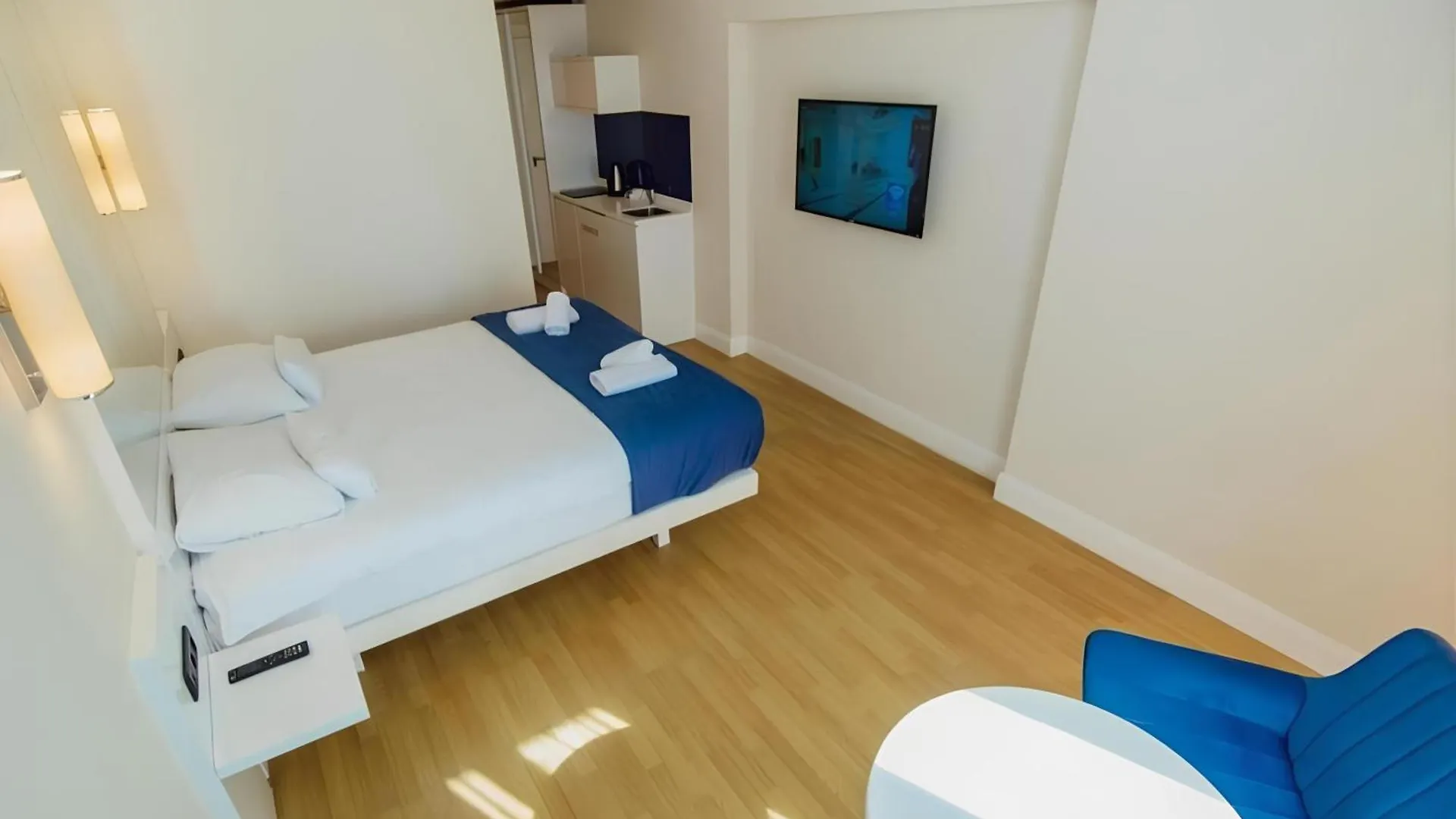Apartment Sea Side In City Center Batumi