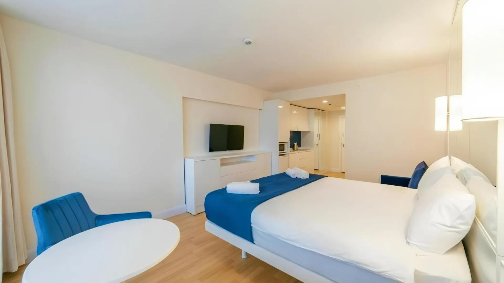 Apartment Sea Side In City Center Batumi